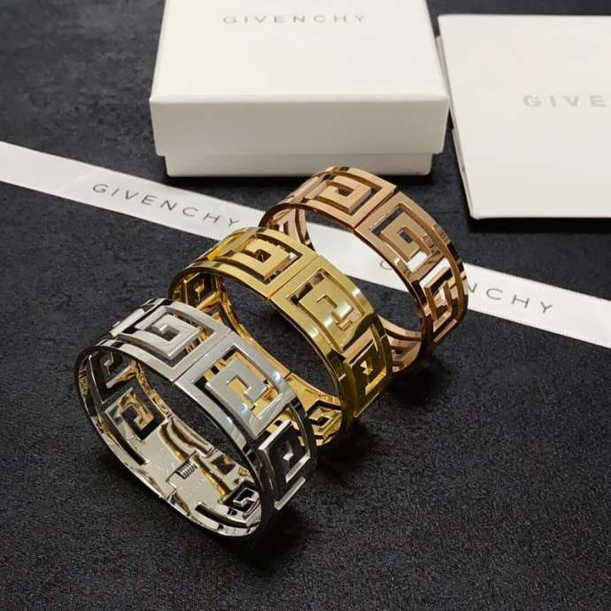 Picture of Givenchy Bracelet _SKUGivenchybracelet07cly159053